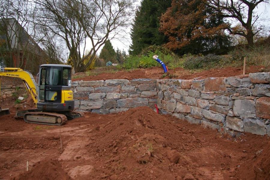 Mur de soutènement avec des blocs lourds