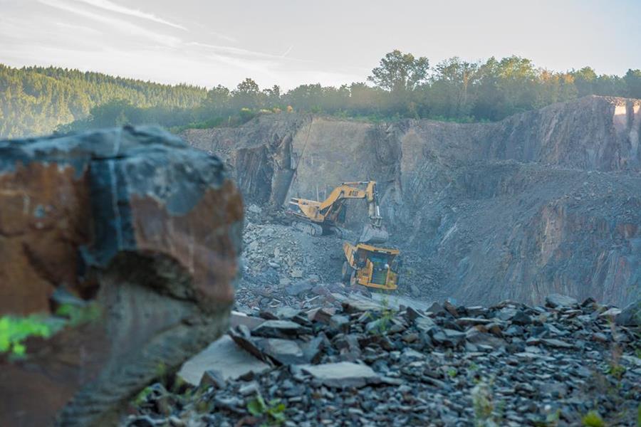 Des rochers, des hommes et des machines 2